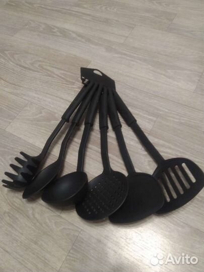 Набор кухонный(лопатка, шумовка и прочее)