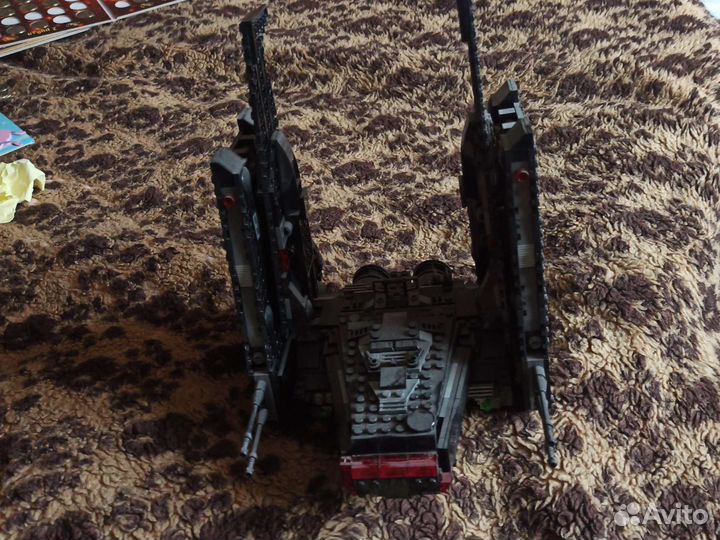 Lego Star Wars 75104 Kylo Ren's Command Shuttle