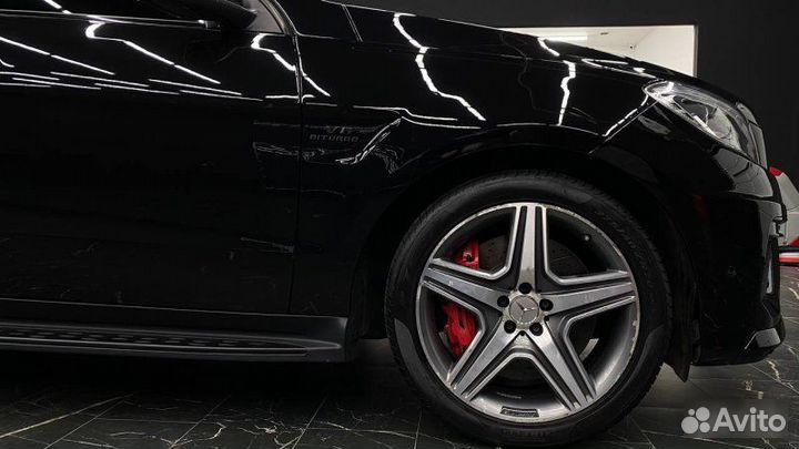 Шильдики в крылья V8 Biturbo Black Мерседес мл 166