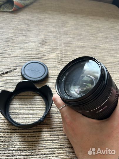 Объектив canon EF-S 18-135mm f/3.5-5.6 IS