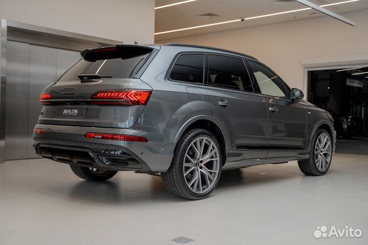 Audi Q7 3.0 AT, 2023