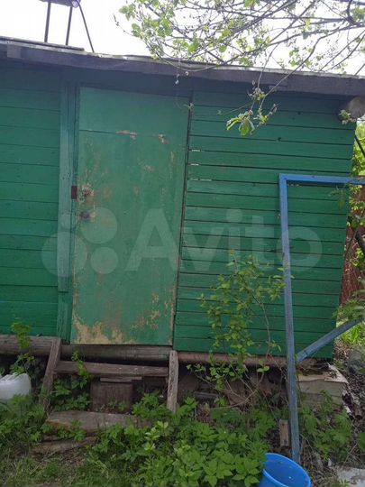 Дом 20 м² на участке 8 сот.