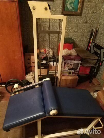 Силовой тренажёр для ног