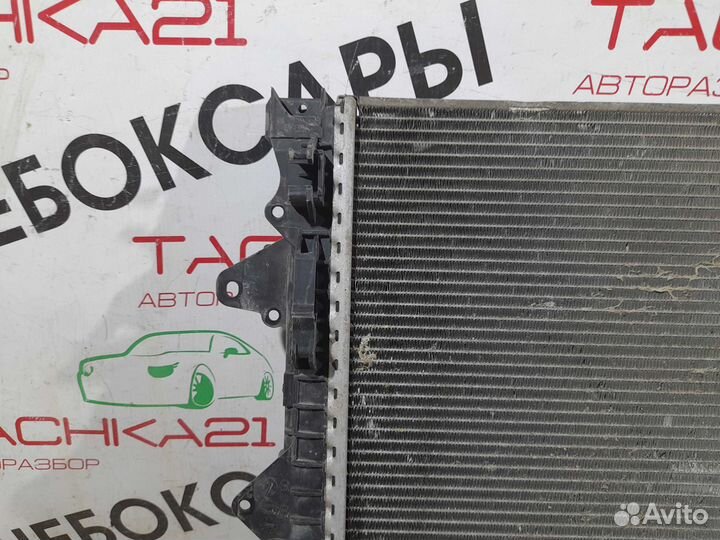 Радиатор охлаждения LR RR Velar/Discovery Sport