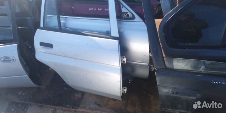 Дверь Mazda Demio DW3W