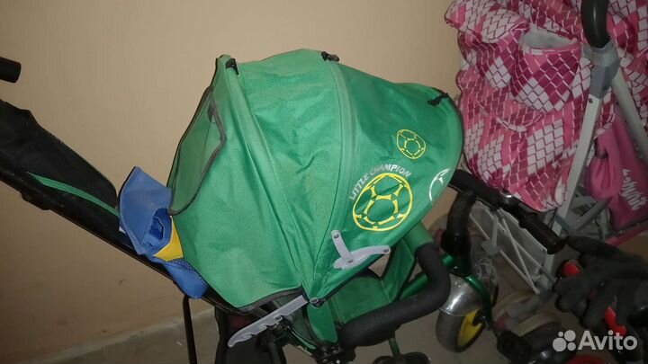 Трехколесный велосипед