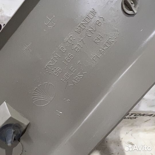 Обшивки задних стоек Daewoo Nexia