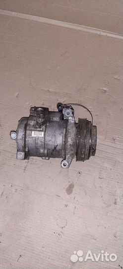 Компрессор кондиционера на BMW X5 4.4
