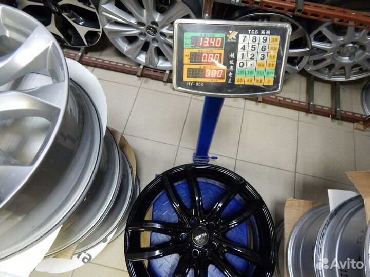 893 MAK R18 J7,5 5*112 ET28 б/п по РФ