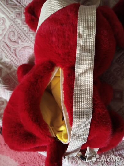 Плюшевый рюкзак медведь новый