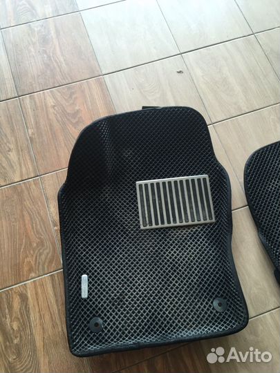 Автомобильные коврики eva