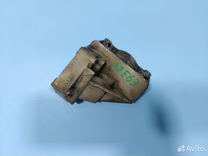 Кронштейн гидроусилителя Ford Fusion,Fiesta MK5