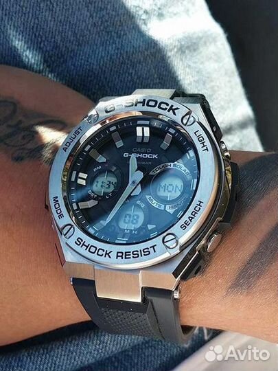 Мужские наручные часы Casio G-Shock GST-W110-1A