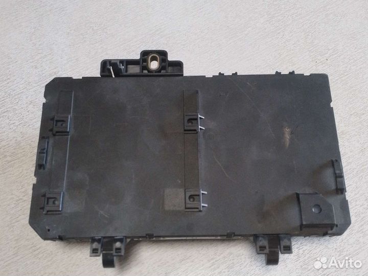 Блок предохранителей багажника Opel 13180775 DL