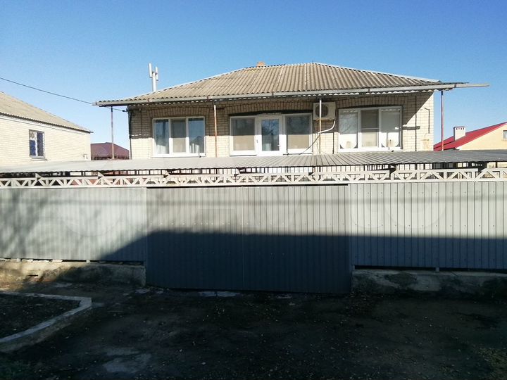 Дом 163,9 м² на участке 9,5 сот.