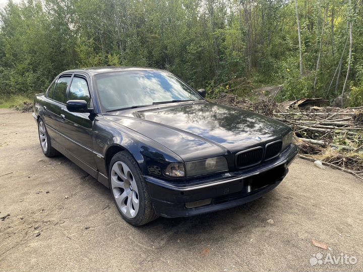 Bmw e38 в разборе