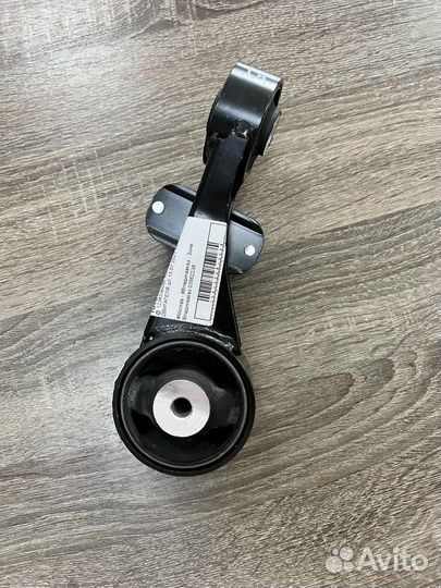 Тойота камри 50 3.5 оригинал подушка двигателя