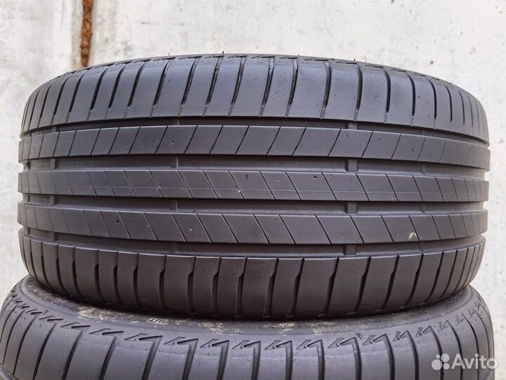 Bridgestone Turanza T005 225/40 R18 92Y