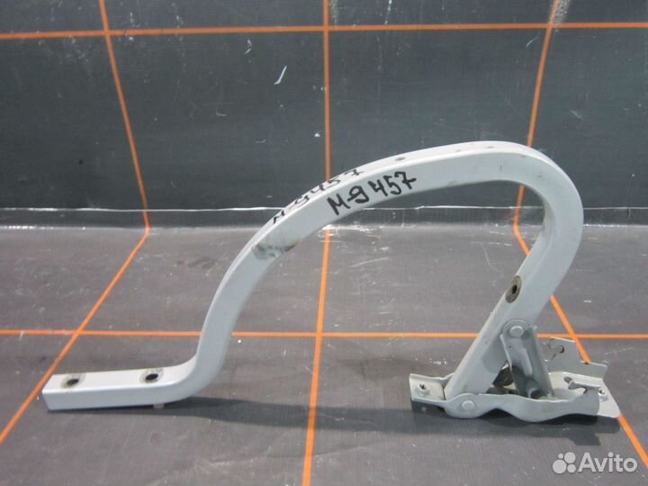 Петля крышки багажника правая - Kia Rio 3