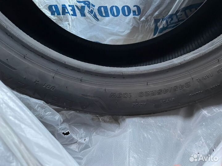 Bridgestone Alenza 001 245/4.5 R20