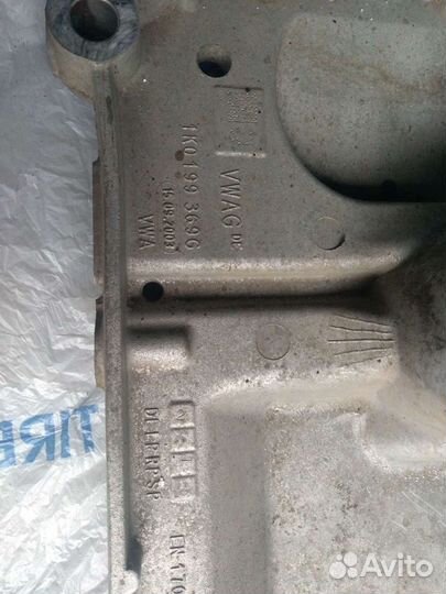 Подрамник VAG