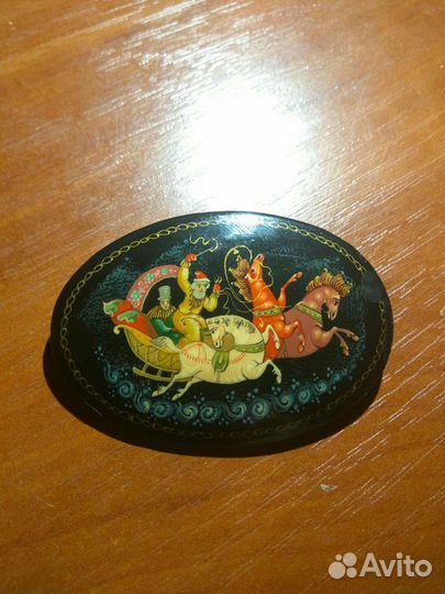 Брошь палех