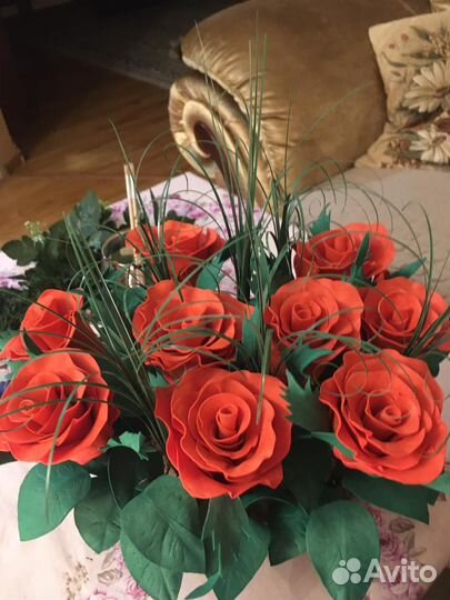 Розы из фоамирана для украшения интерьера