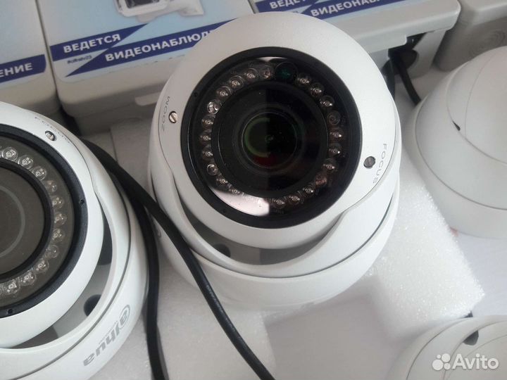 8 камер видеонаблюдения 4Мп ренистратор Dahua