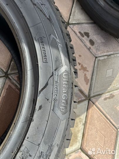 Goodyear UltraGrip Arctic 2 235/55 R18 104T