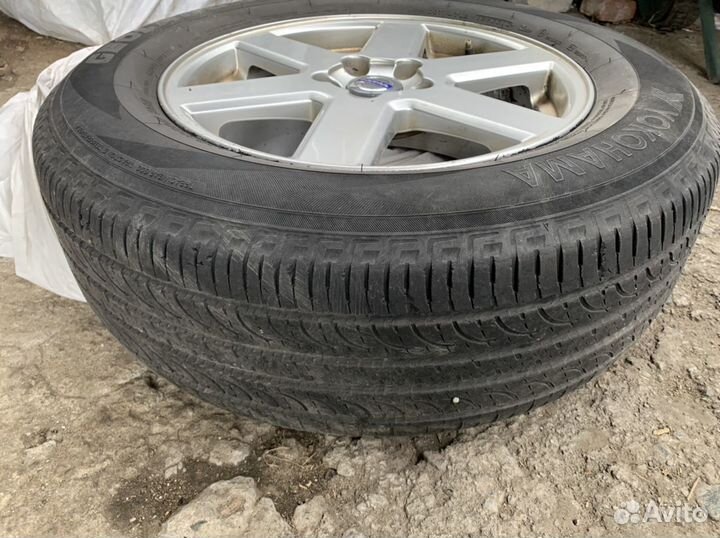 Продам колёса 235/65 R17