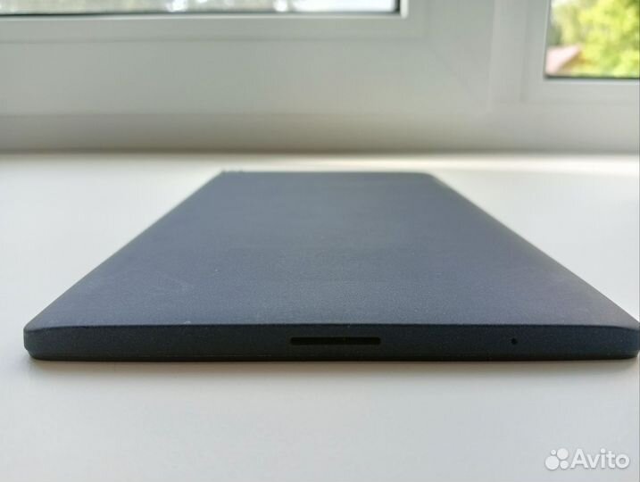 Планшет Lenovo Tab3 8 Plus (TB-8703F Wi-Fi версия)