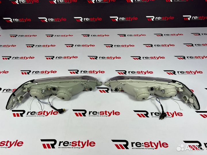 Фары Toyota Mark II 100 LED Белые U2586