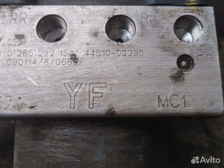 Блок абс 44510-02230 Toyota Auris