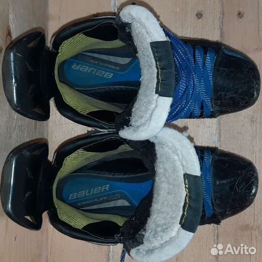 Хоккейные коньки bauer