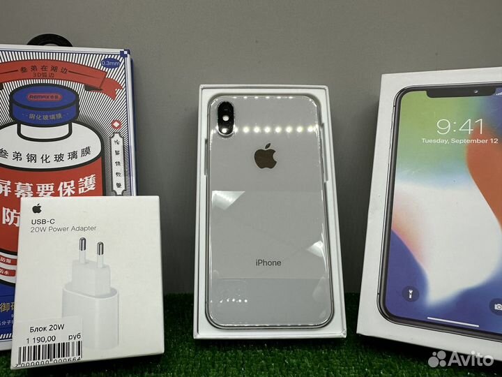 iPhone X, 256 ГБ