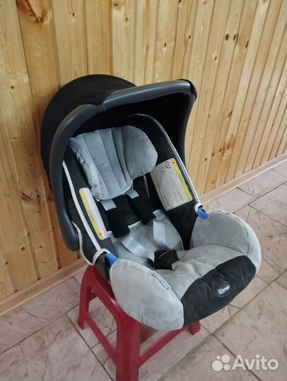 Автомобильное кресло