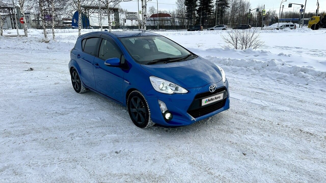 Toyota Aqua: фото из отзыва