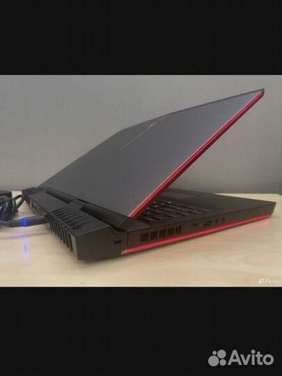 Dell alienware 17 r4