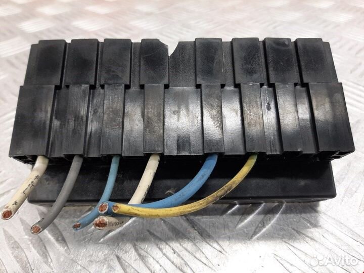 Блок предохранителей для Peugeot-Citroen 807