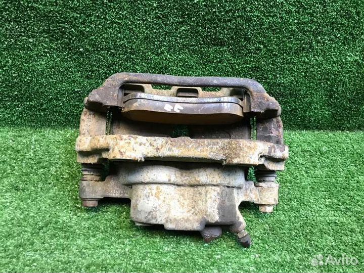 Суппорт передний правый Mercedes Glk 2012