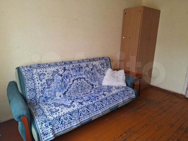 Комната 12 м² в 6-к., 3/5 эт.