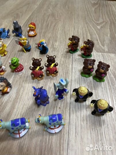 Игрушки из киндера и ландрин