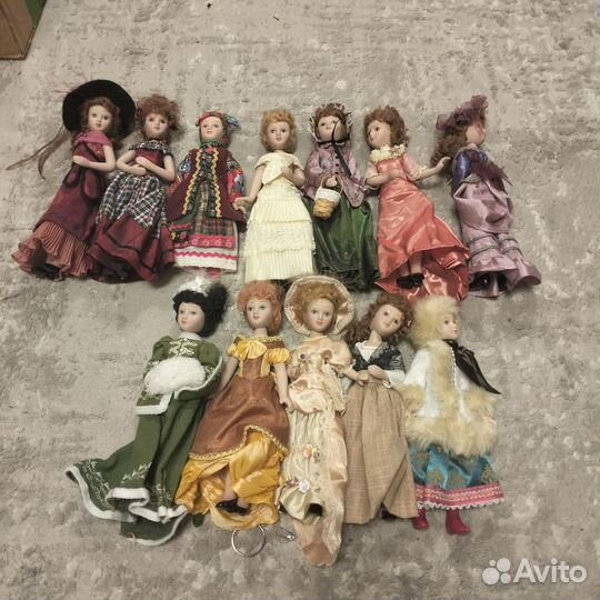 Куклы фарфоровые
