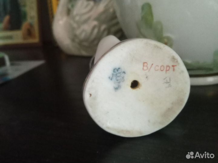 Узбеченок с виноградом лфз