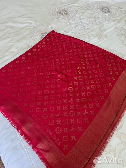 Шарфы и палантины