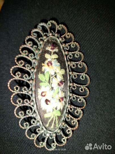 Брошь с вышивкой СССР