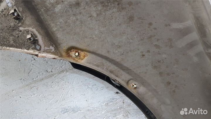 Крыло Volvo XC70, 2005