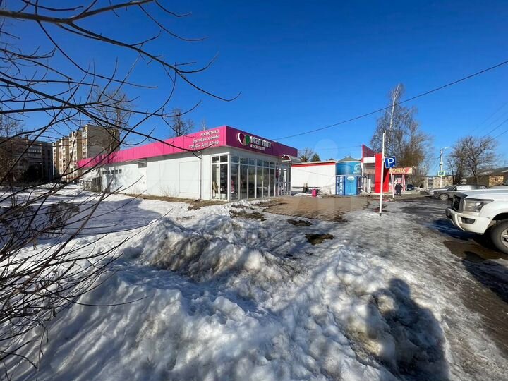 Здание, 240.6 м²