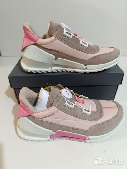 39 Кроссовки Ecco