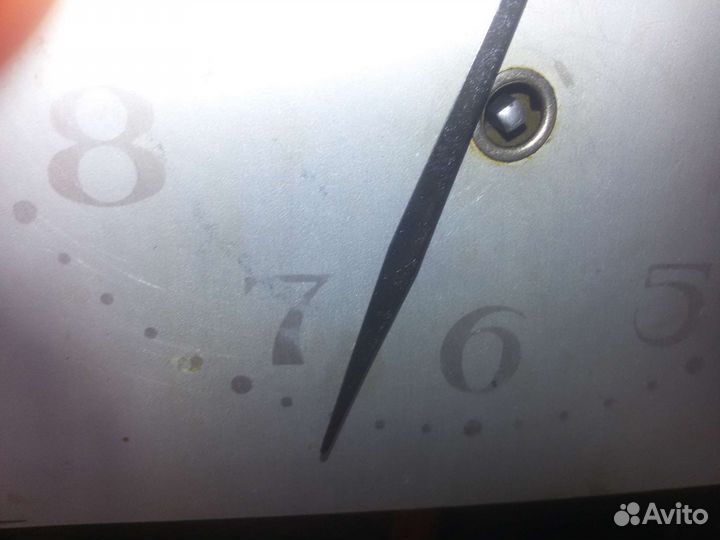 Старинные антикварные настенные часы СССР